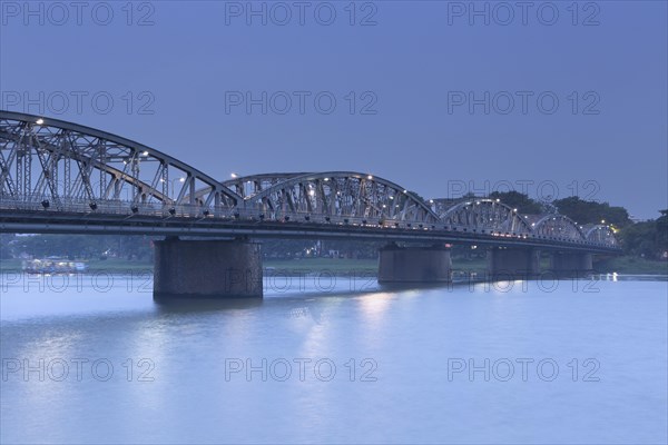 Trang Tien Bridge