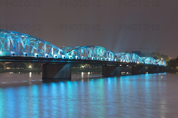 Trang Tien Bridge