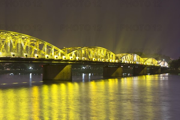 Trang Tien Bridge