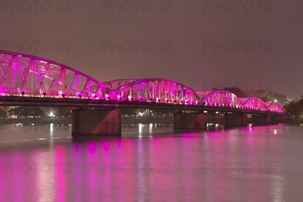 Trang Tien Bridge