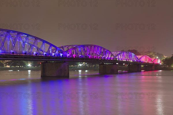 Trang Tien Bridge