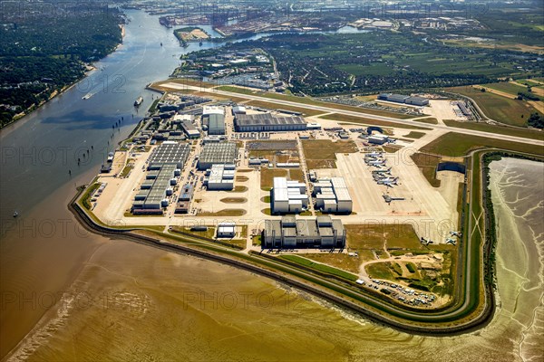 Runway and production halls of the Airbus airport