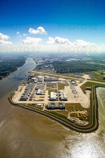 Runway and production halls of the Airbus airport