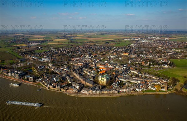 Aerial view of the city of Rees with the Rhine Promenade across the Rhine