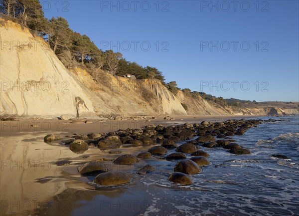 Round stones at Bowling Beach