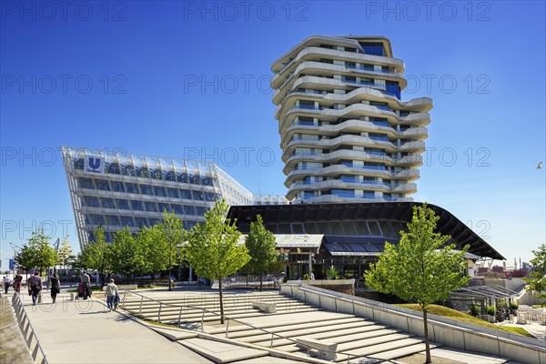 Unilever centre and Marco Polo Tower at Strandkai in the harbor city