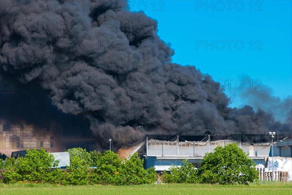 Cloud of smoke at a major fire