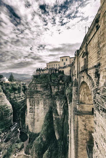 El Tajo gorge and the Puente Nuevo in Ronda