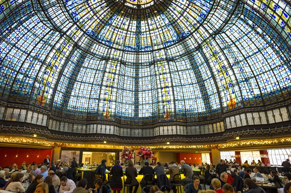 Restaurant with Art Nouveau cupola