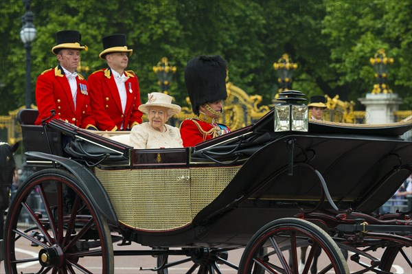 Carriage with Queen Elizabeth II. and Prince Philip