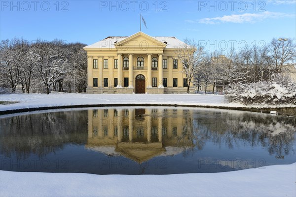 Prinz Carl Palais in the snow
