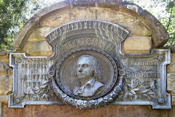 Holderlin monument Klosterhof