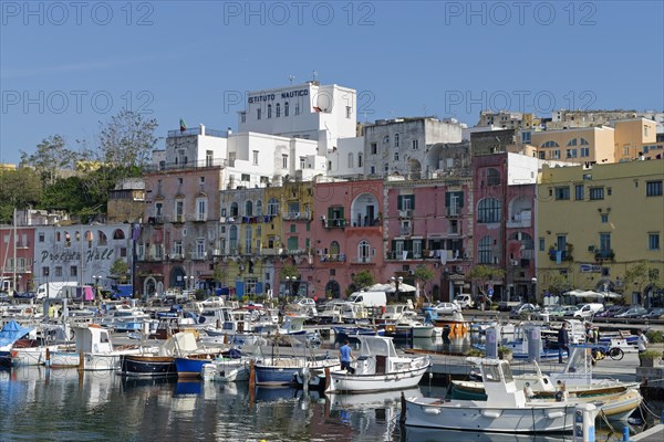 Marina di Procida