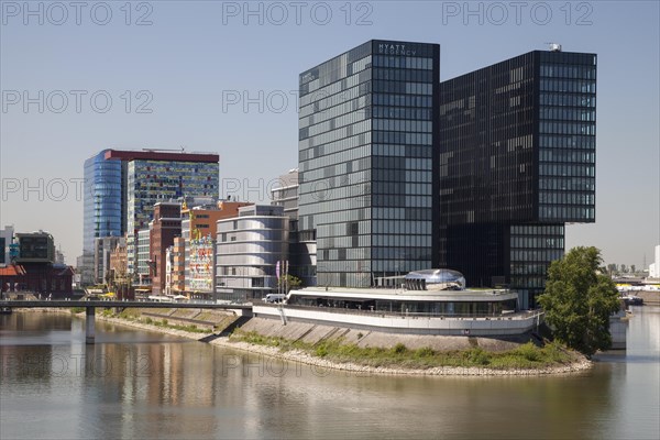 Medienhafen with the Hyatt Regency hotel