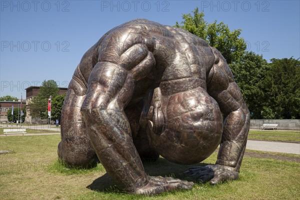 Sculpture at Ehrenhof