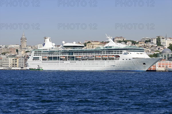 Cruise ship Rhapsody of the Seas