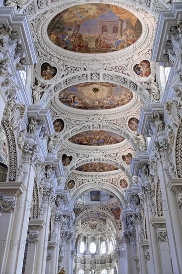 Ceiling fresco in the nave