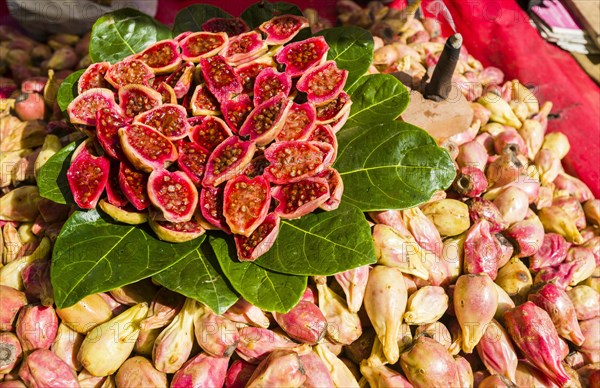 Fresh figgs are arranged for sale in the fruit market