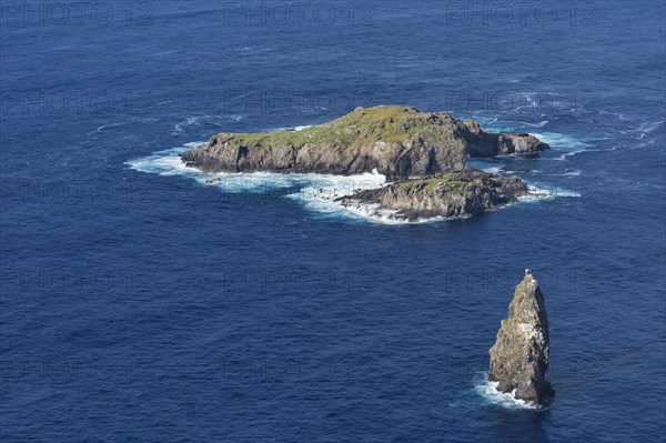 Moto Nui Islet