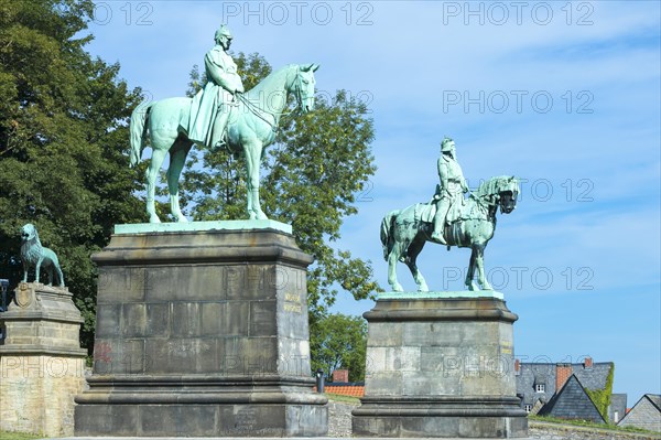 Equestrian statues