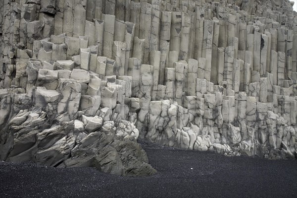 Basalt stones