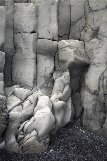 Basalt stones