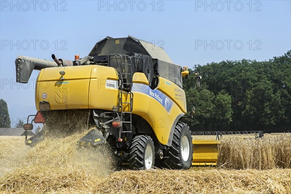 New Holland CX8080