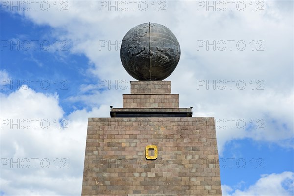 Eastern side of the Equatorial Monument