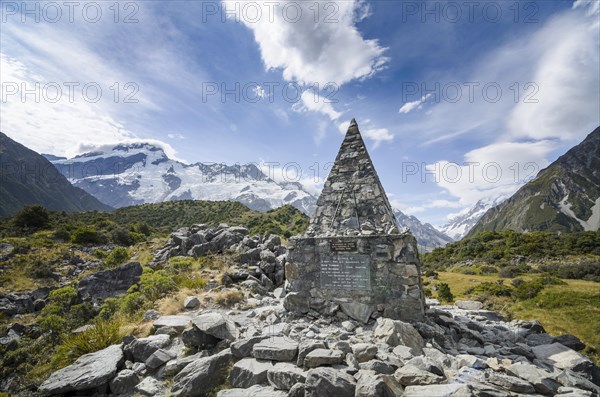 Memorial Shrine Alpine Memorial commemorating accident climbers on Mt Cook