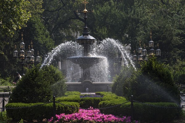 Fountain in City Hall Park