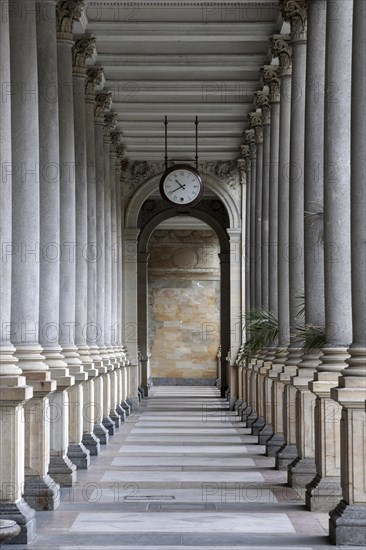 Mill Colonnade portico