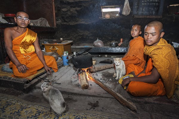 Buddhist monk with apprentices