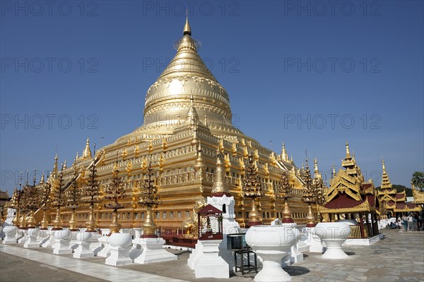 Golden stupa of Shwezigon Pagoda