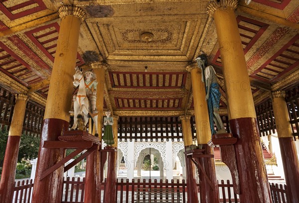 Figures in a Tazaung in the Shwezigon Pagoda