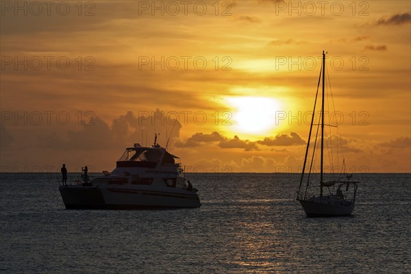 Sunset over the sea in the Beau Vallon Bay