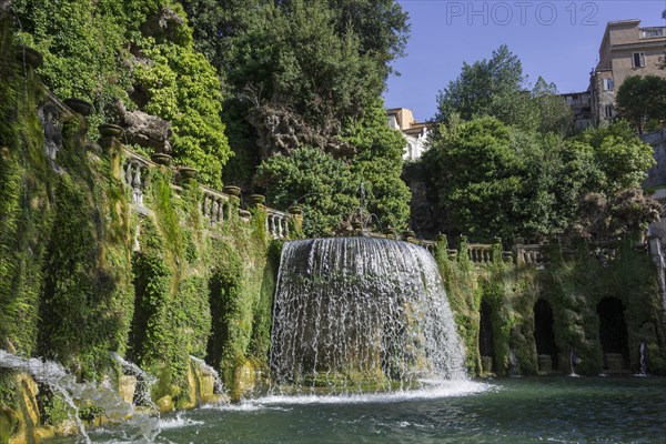 Ovato fountain