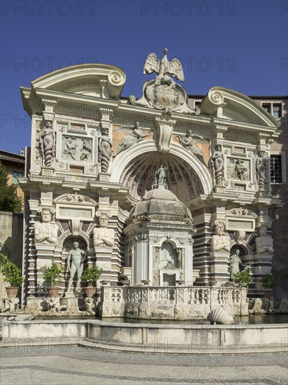 Neptune Fountain