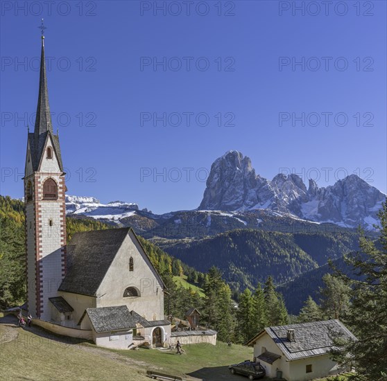 Church of San Giacomo with Sassolungo and Sasso Piatto