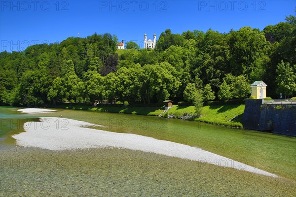 Holy Cross Church with Leonhard Chapel above the Isar