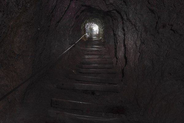 Rock tunnel