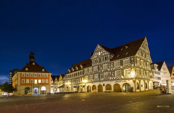 Timbered houses at upper marketplace