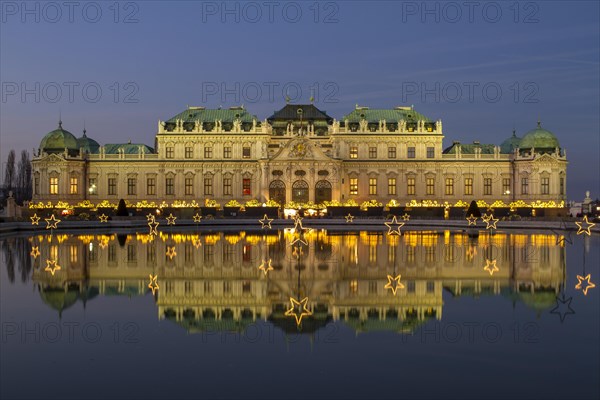 Christmas lights with Christmas Market in front of Belvedere Palace