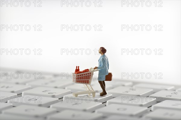 Symbolic image for online shopping