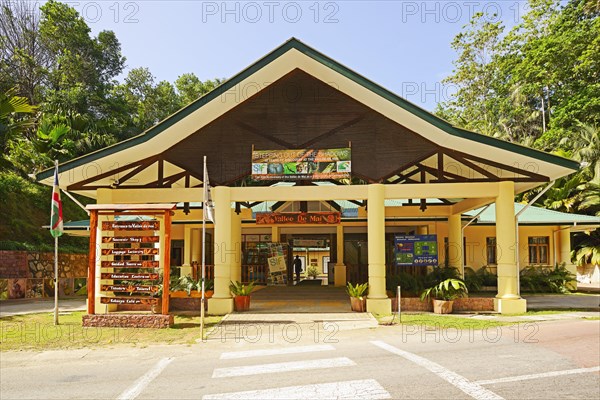 Entrance to the Vallee de Mai National Park