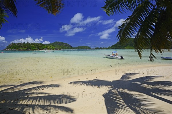 Idyllic bay at Port Launay