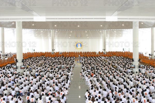 Dining hall in the Wat Phra Dhammakaya temple