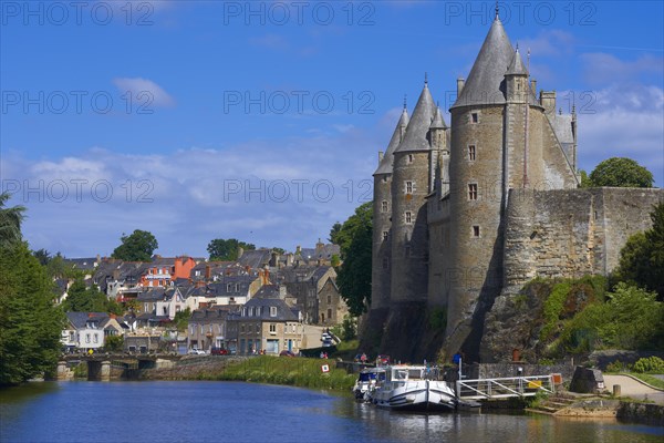 Josselin Castle with the Oust river