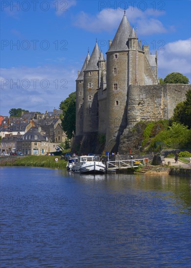 Josselin Castle with the Oust river