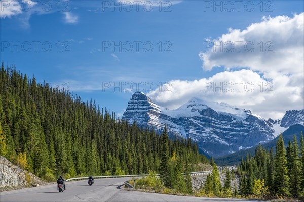 Highway Icefields Parkway