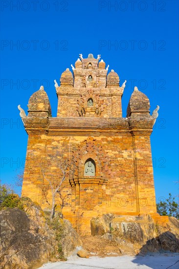 Po Ro Me temple ruins